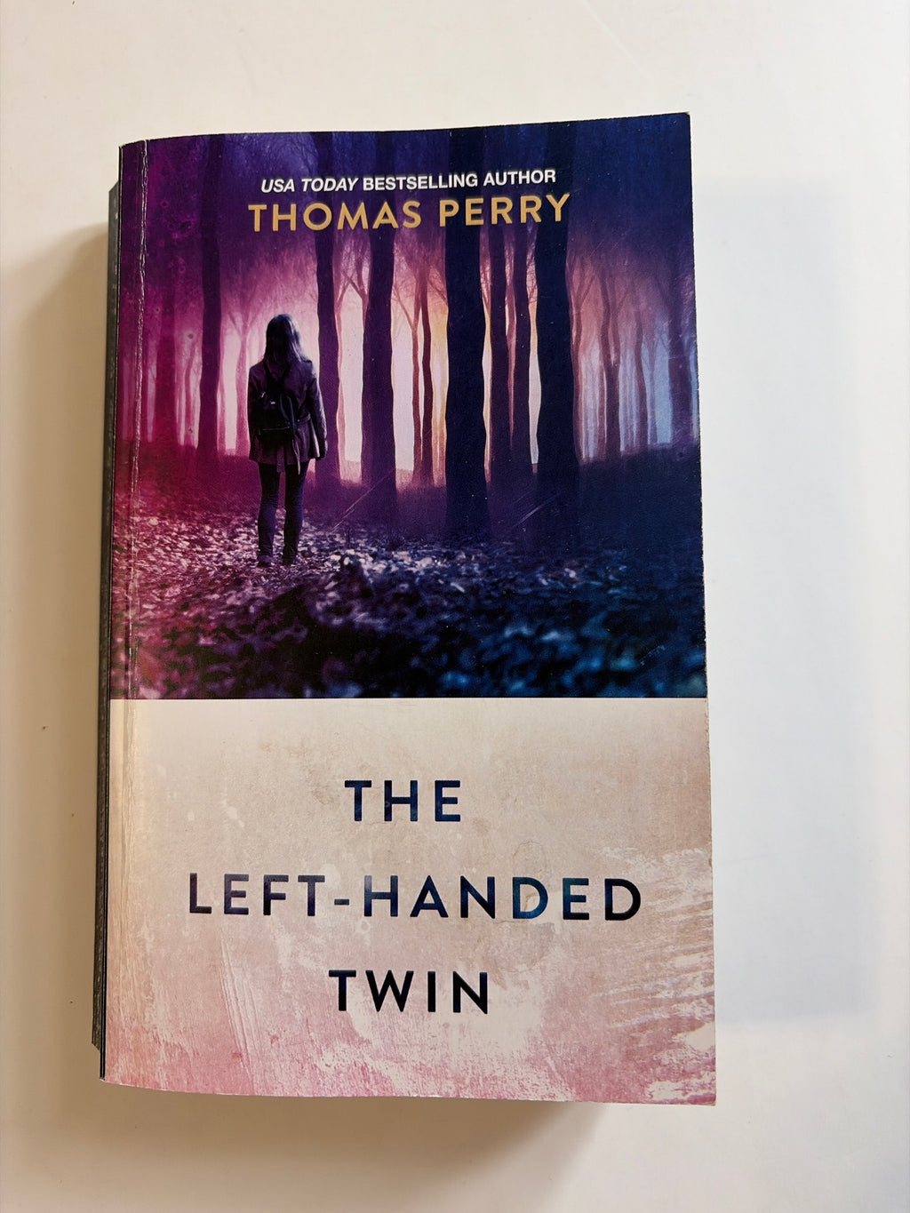 The Left-Handed Twin by Thomas Perry