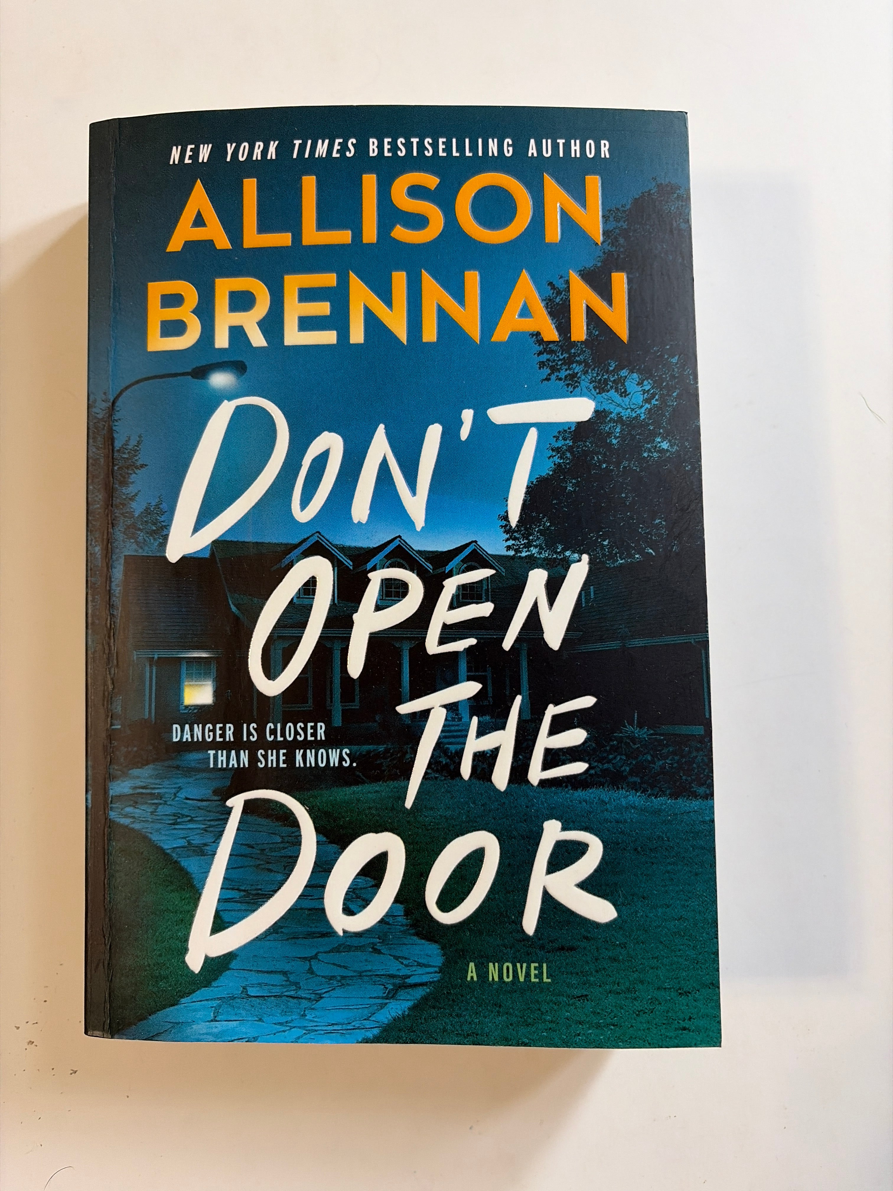 Don't Open the Door by Allison Brennan