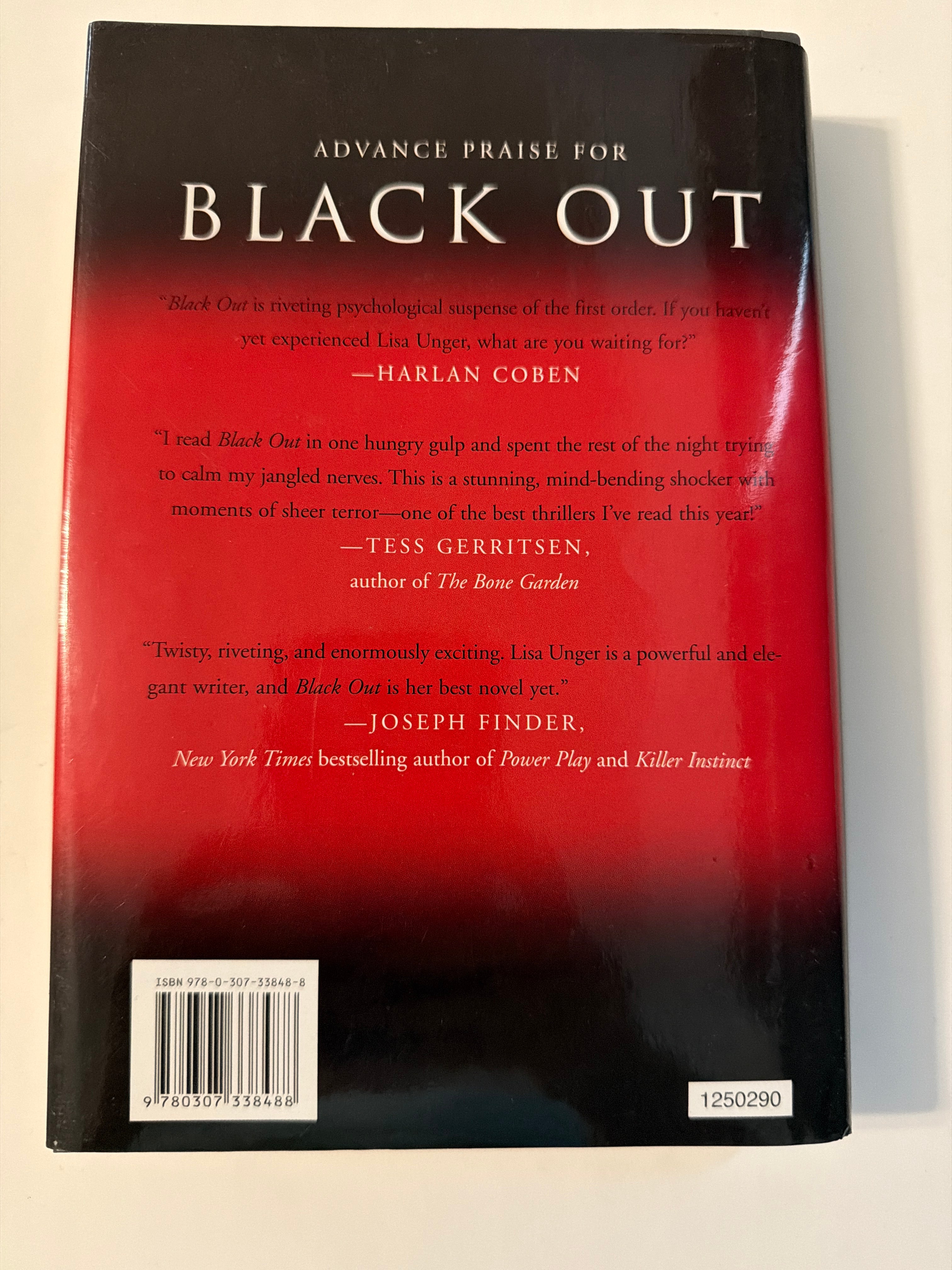 Black Out by Lisa Unger