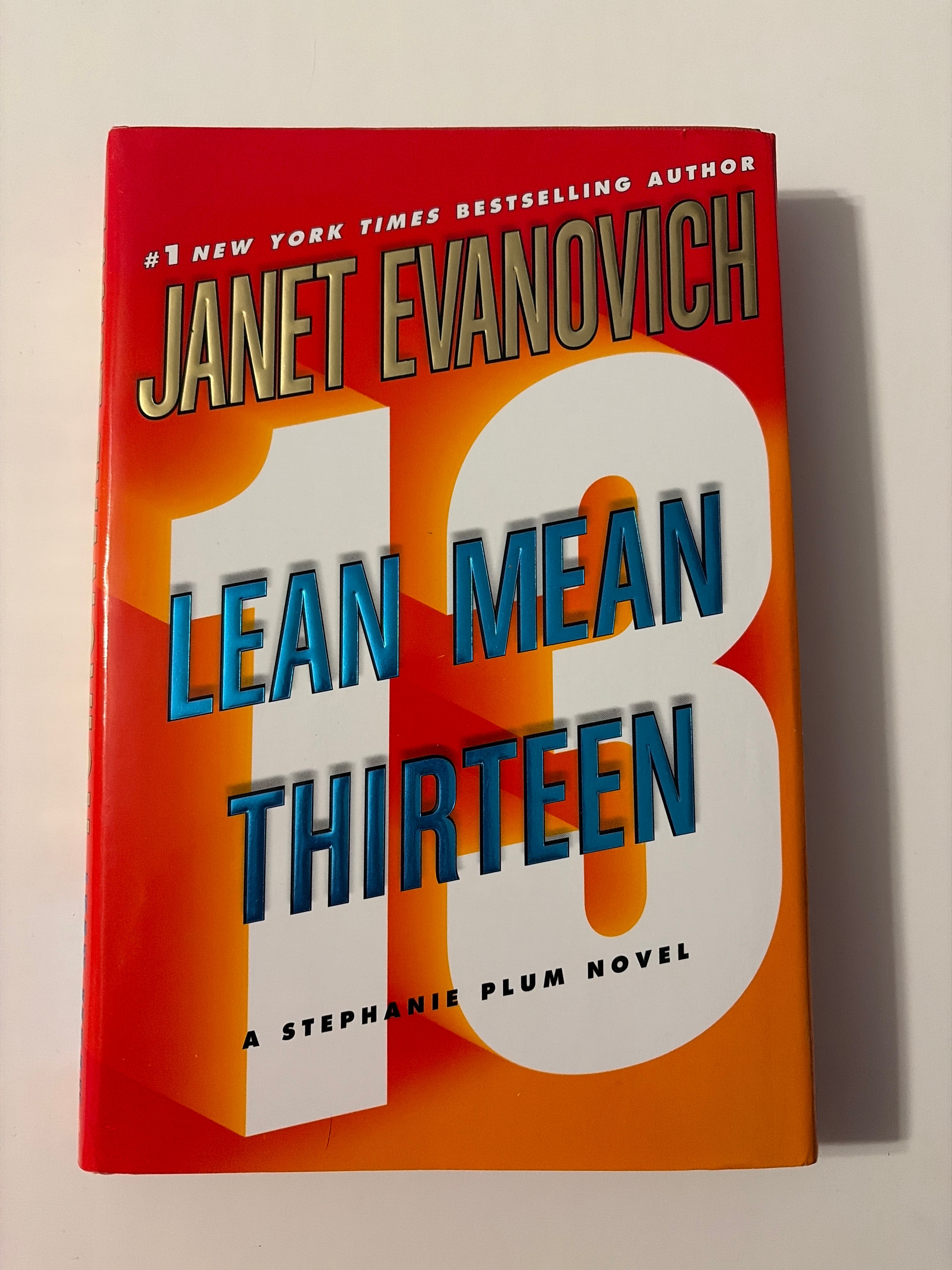 Lean Mean Thirteen by Janet Evanovich