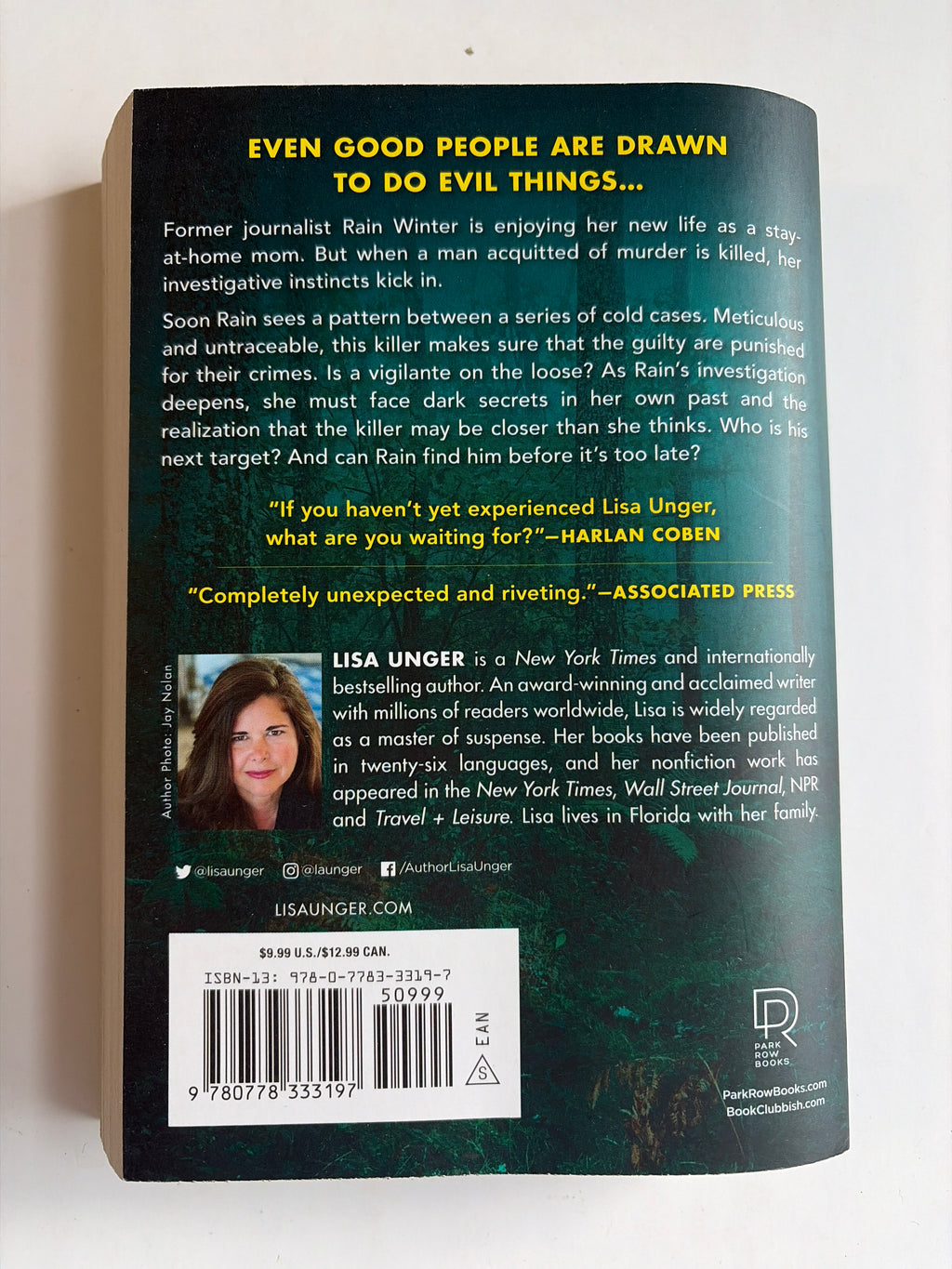 The Stranger Inside by Lisa Unger
