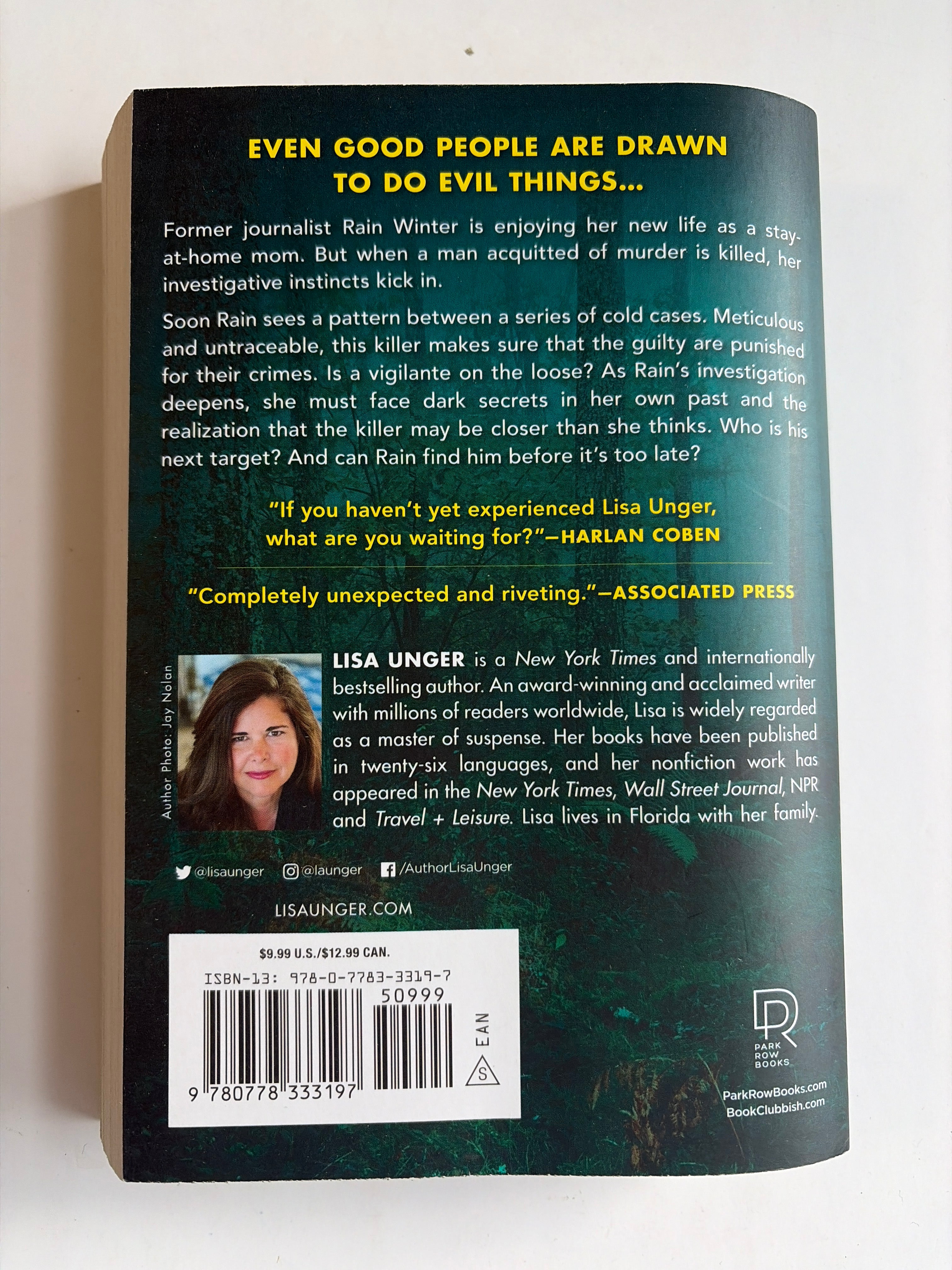 The Stranger Inside by Lisa Unger