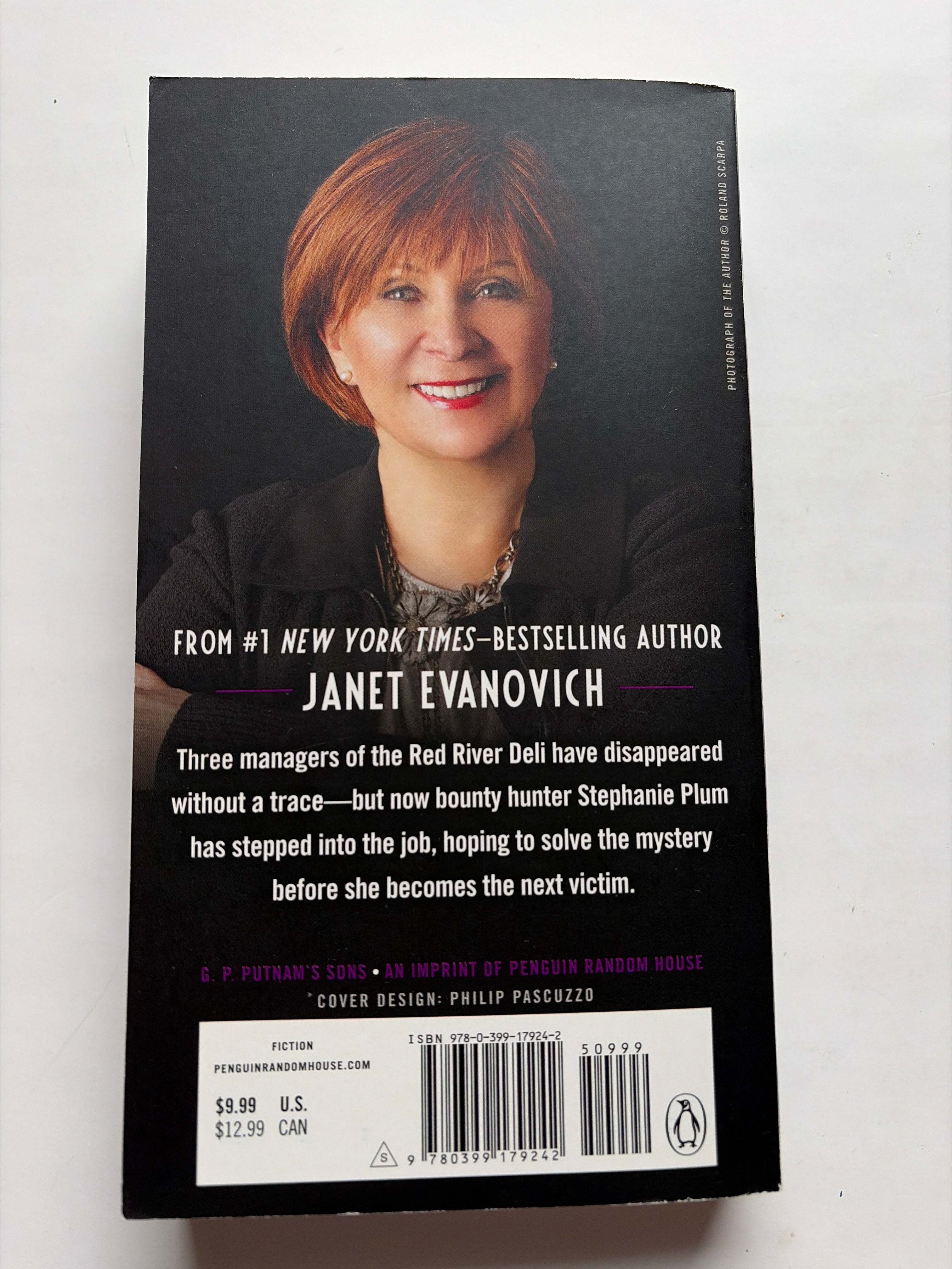 Look Alive Twenty-Five by Janet Evanovich