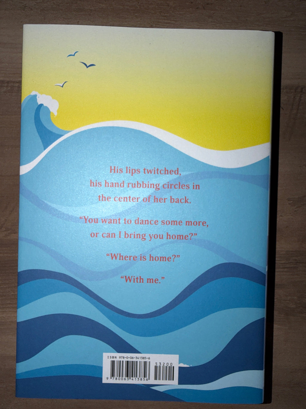 It Happened One Summer(Sprayed Edge) by Tessa Bailey