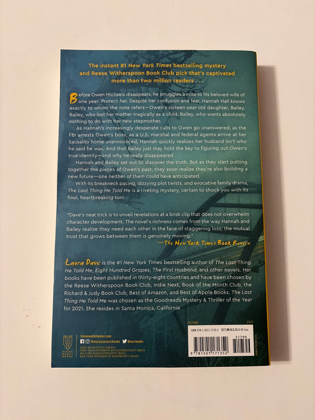 The Last Thing He Told Me by Laura Dave