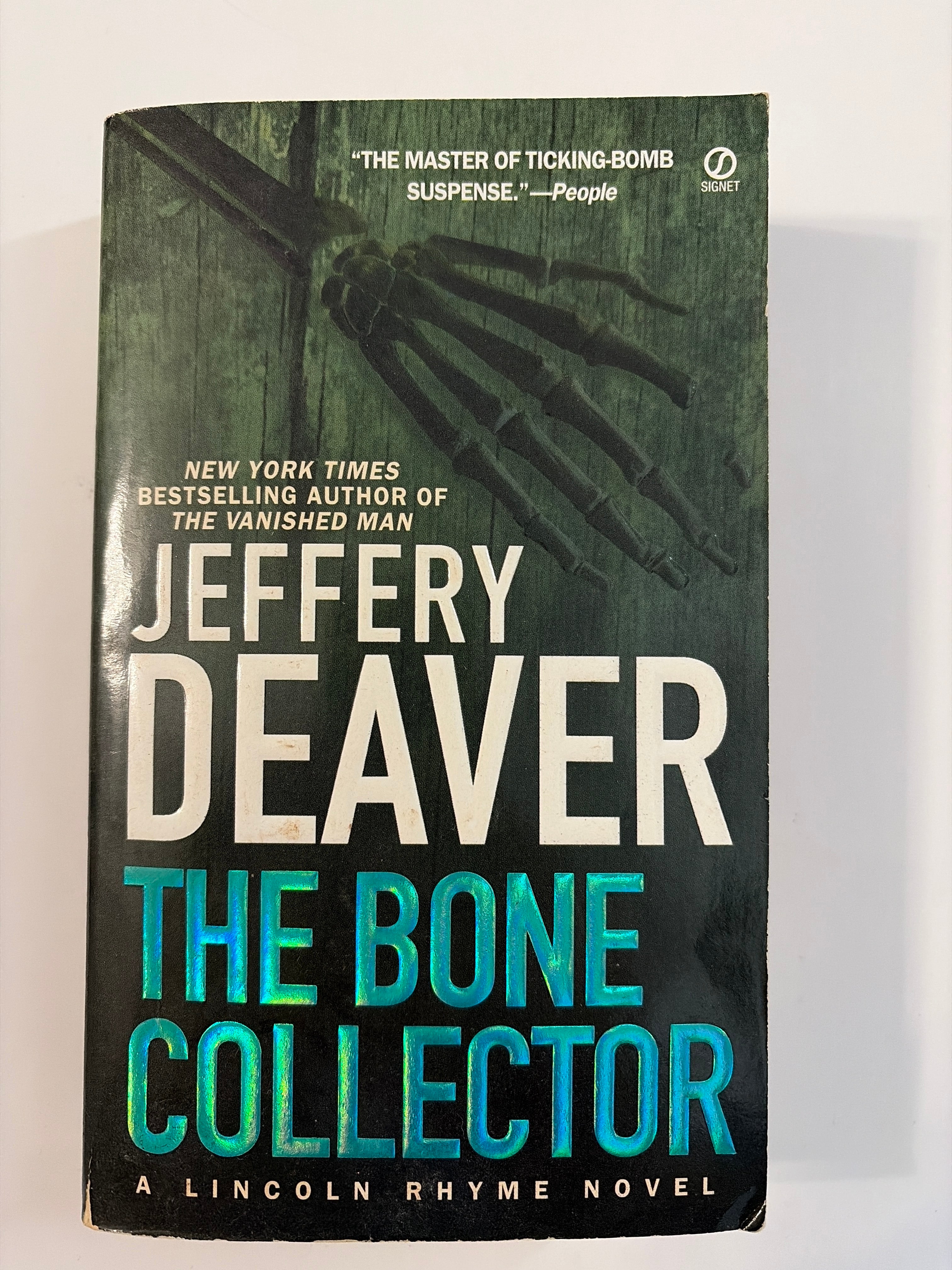 The Bone Collector by Jeffery Deaver