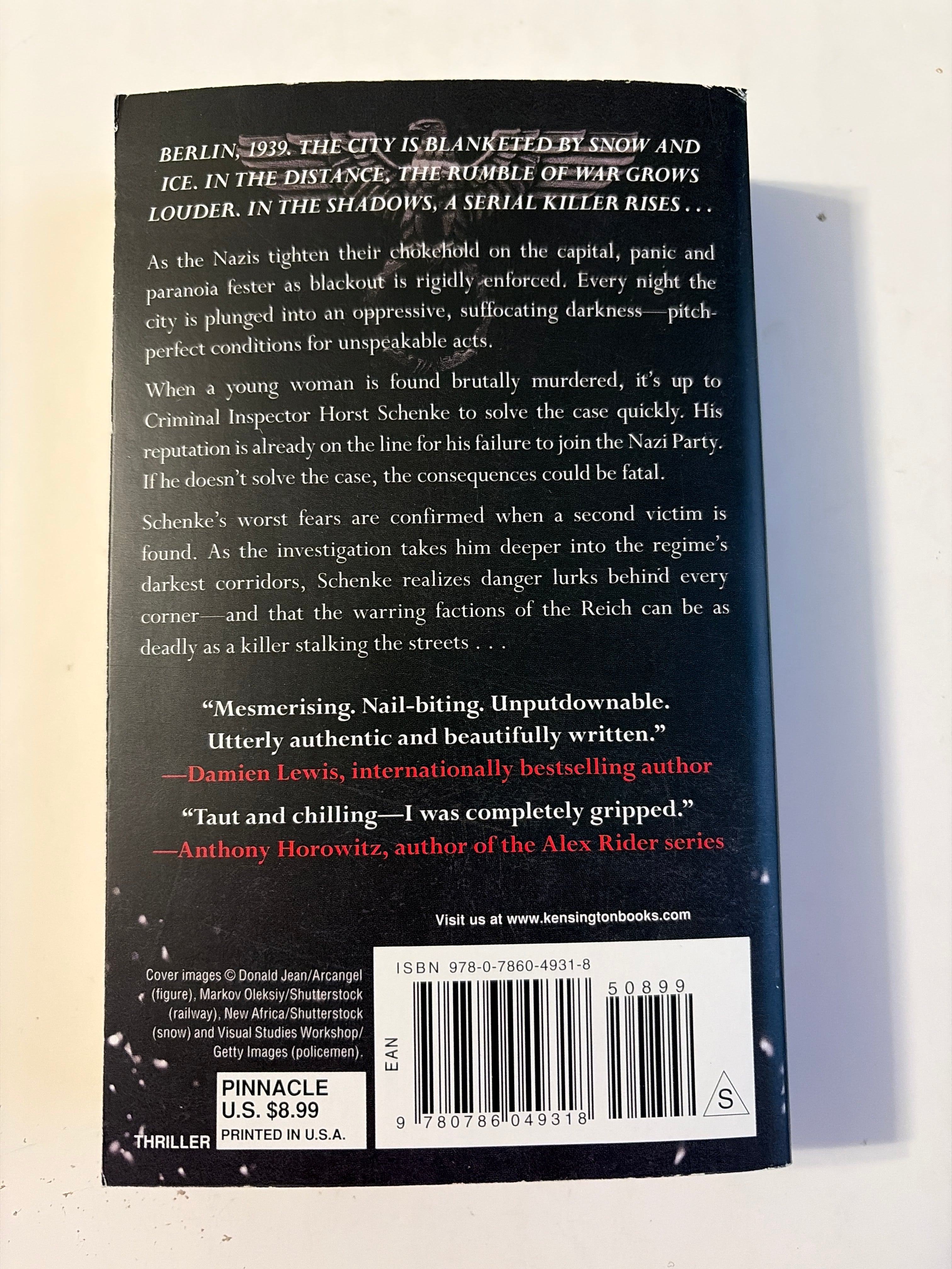 Blackout (Book 1 of 3) by Simon Scarrow