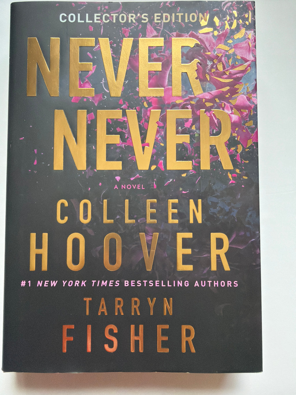 Never Never by Colleen Hoover (Collector's Edition, Spryd edge)