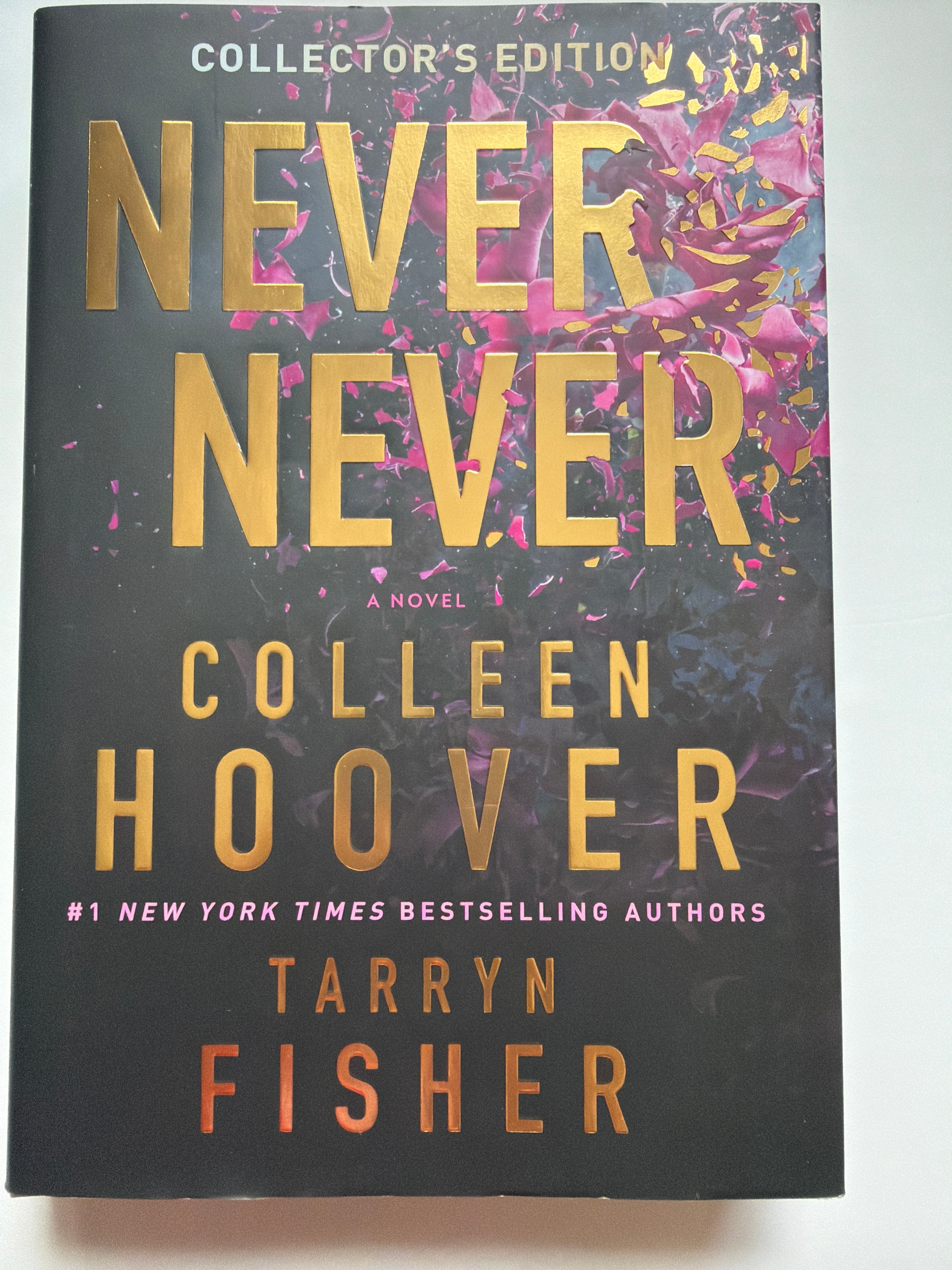 Never Never by Colleen Hoover (Collector's Edition, Spryd edge)