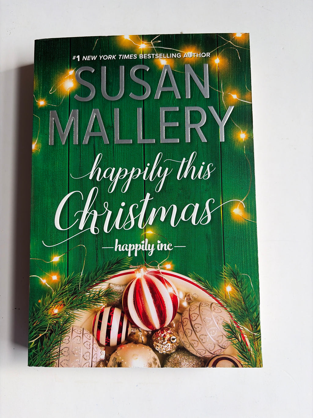 Happily this Christmas by Susan Mallery